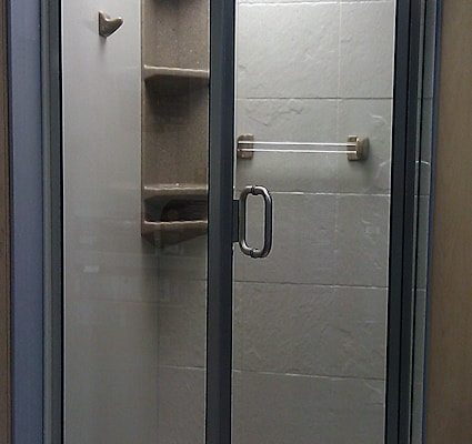 neo angle shower display